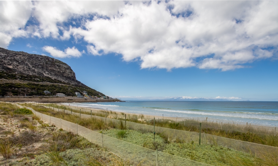 2 Bedroom Property for Sale in Fish Hoek Western Cape
